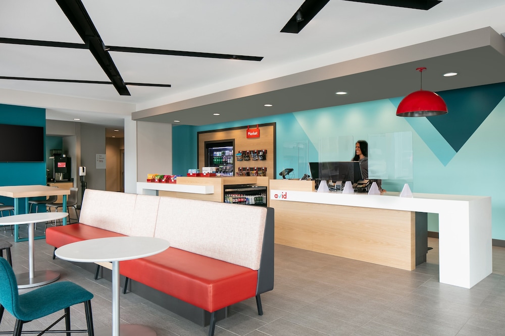 avid hotel Roseville Minneapolis North an IHG Hotel - photo 4