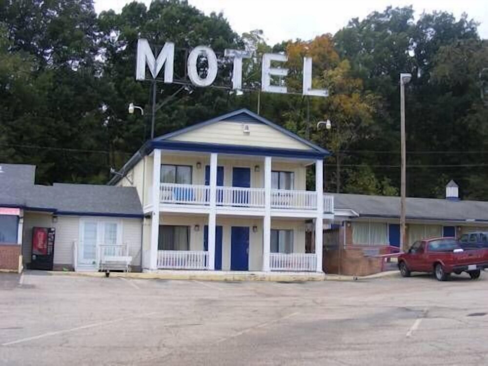 Relax Inn - featured photo