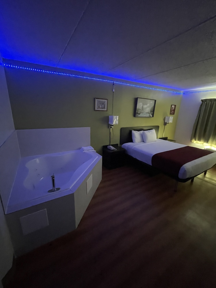 Motel 6 Willoughby OH Cleveland - photo 5