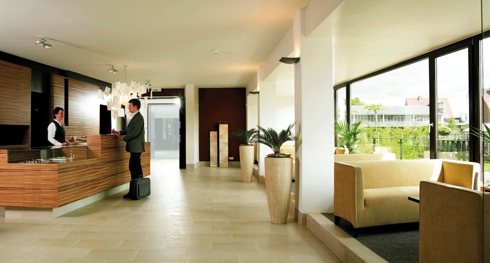 Executive Lounge