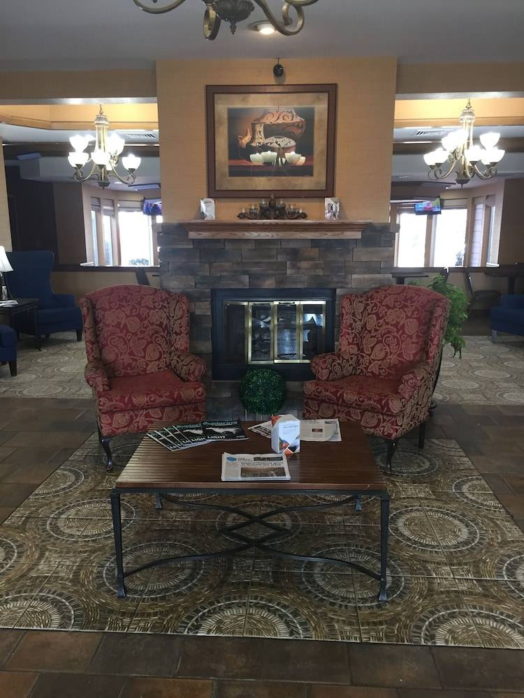 Quality Inn & Suites Albuquerque Downtown University - photo 3