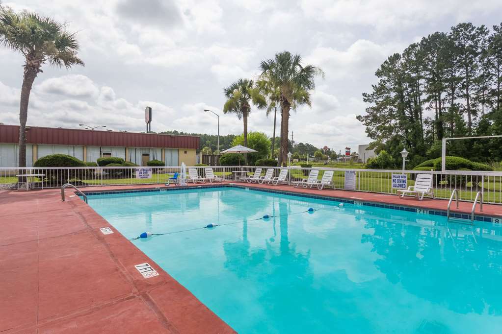 Super 8 by Wyndham Hardeeville Savannah North - photo 5