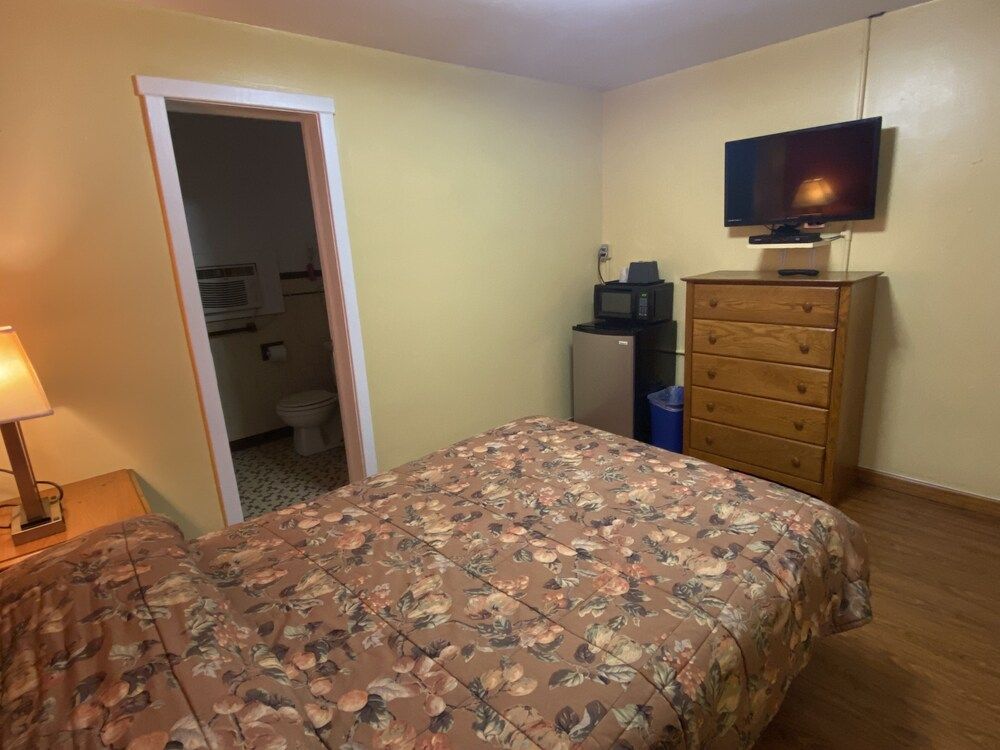 Gateway Inn - photo 4