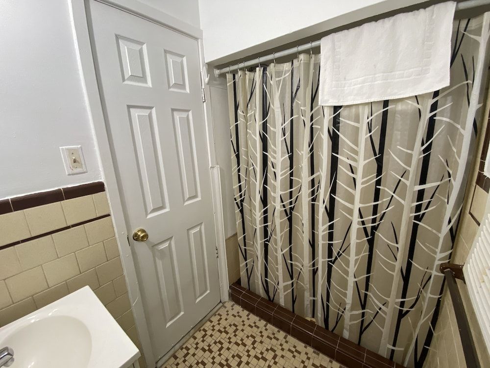 Gateway Inn - photo 5