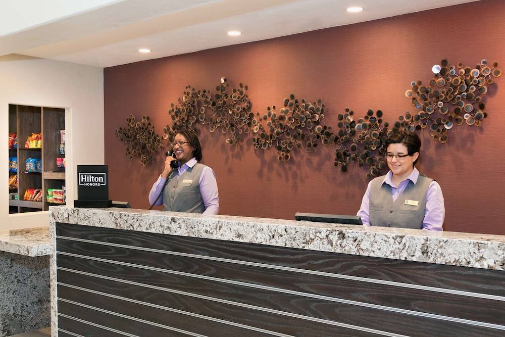 Embassy Suites by Hilton Temecula Valley Wine Country - photo 5
