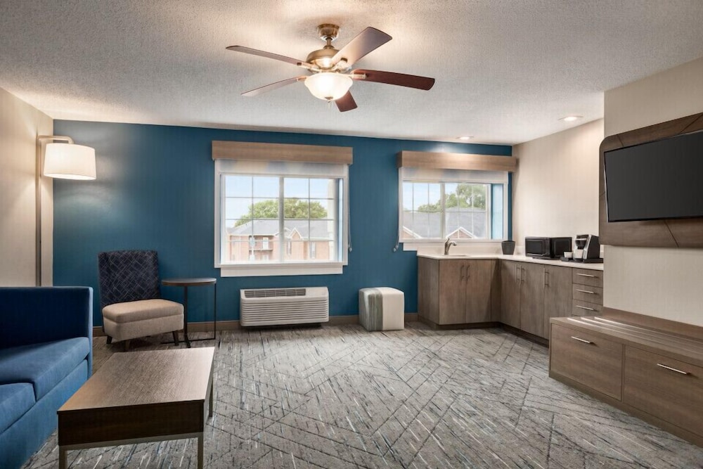Holiday Inn Express Bowling Green an IHG Hotel - photo 4