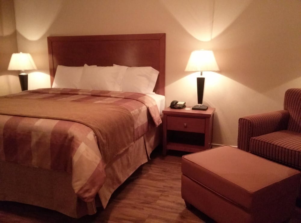 FieldHouse Inn - photo 5