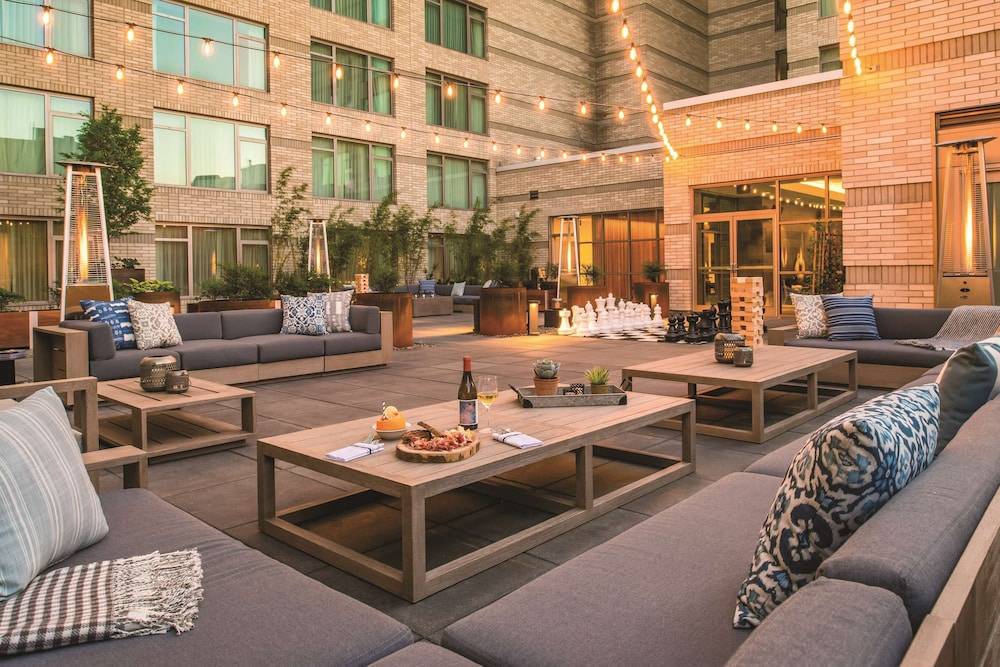 The Duniway Portland A Hilton Hotel - featured photo