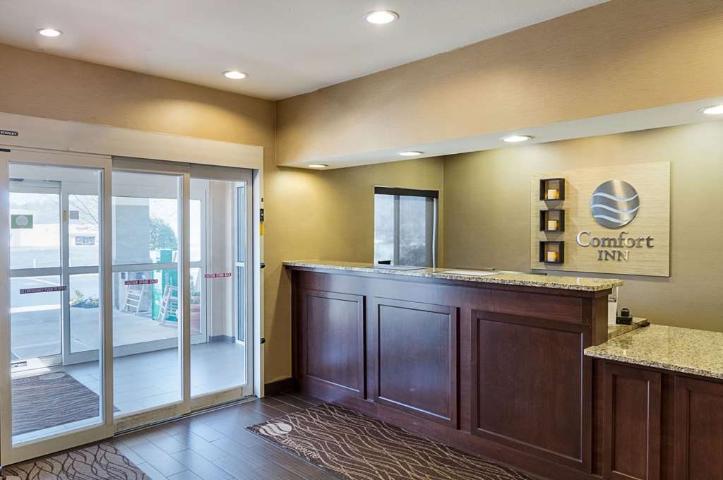 Comfort Inn Barboursville near Huntington Mall area - photo 3