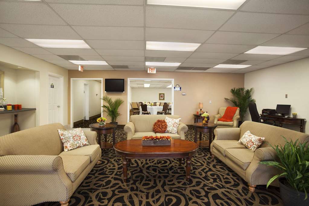 Days Inn by Wyndham WestEnd Alexandria VA Washington DC Area - photo 2