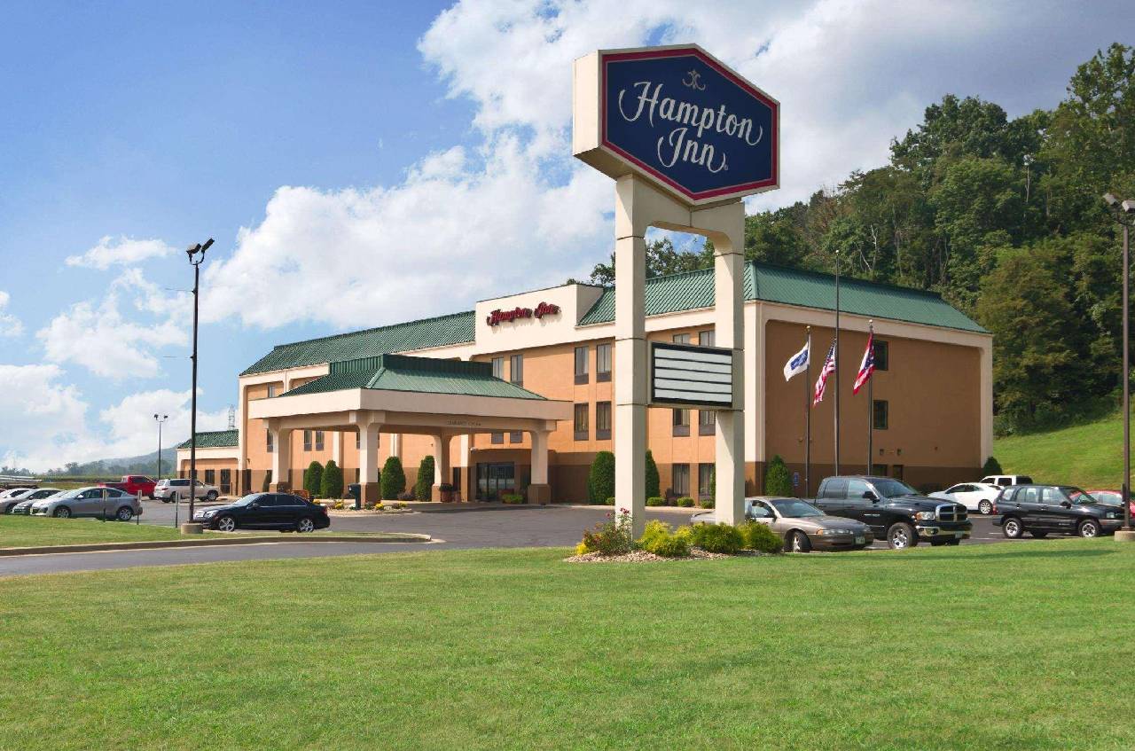Hampton Inn Newcomerstown - featured photo