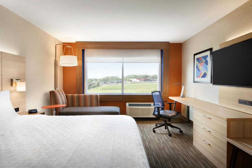 Holiday Inn Express And Suites Omaha Downtown Old Market an IHG Hotel - photo 3