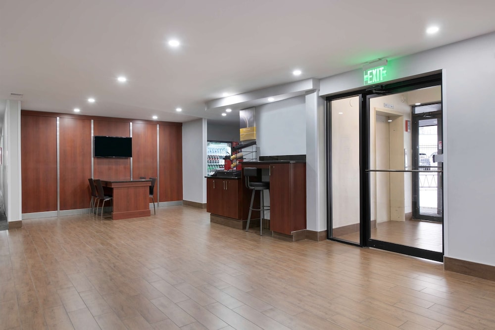 Motel 6 Atlanta GA Downtown - photo 4