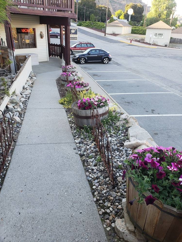 Columbia River Inn - featured photo
