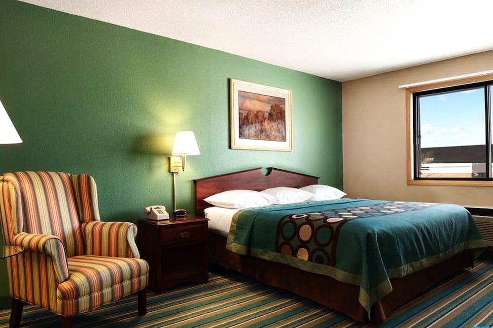 Coratel Inn and Suites by Jasper New Richmond - featured photo